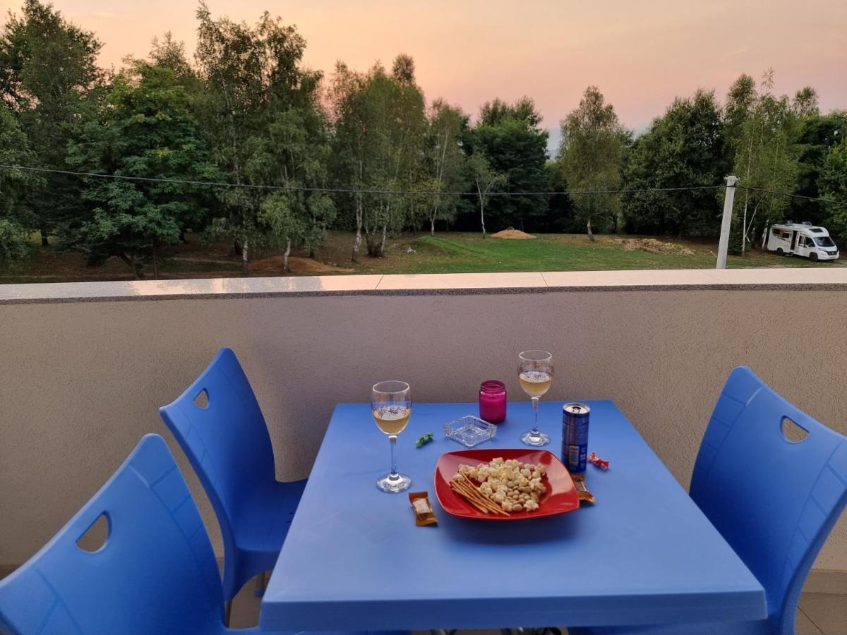 Villa Park Ravne Вісоко Екстер'єр фото