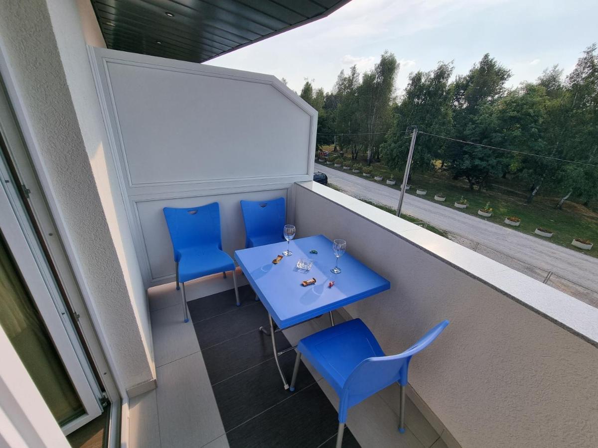 Villa Park Ravne Вісоко Екстер'єр фото