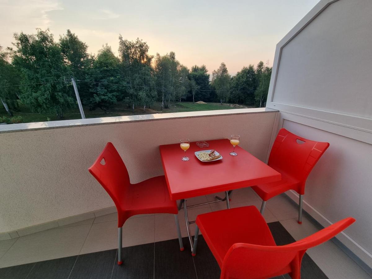 Villa Park Ravne Вісоко Екстер'єр фото