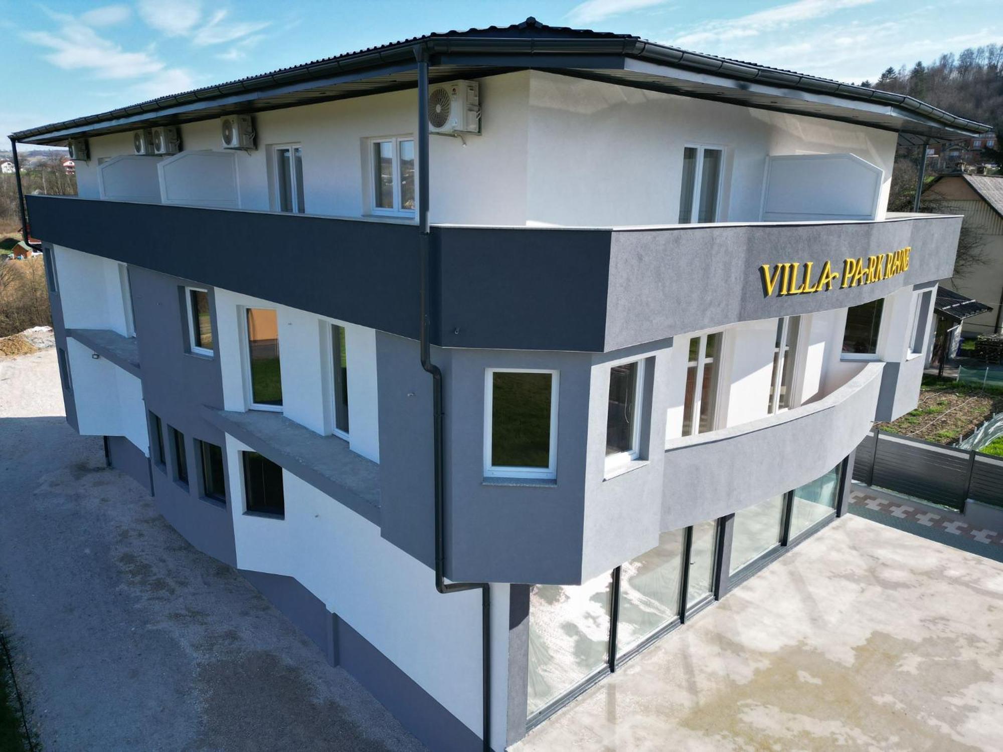 Villa Park Ravne Вісоко Екстер'єр фото